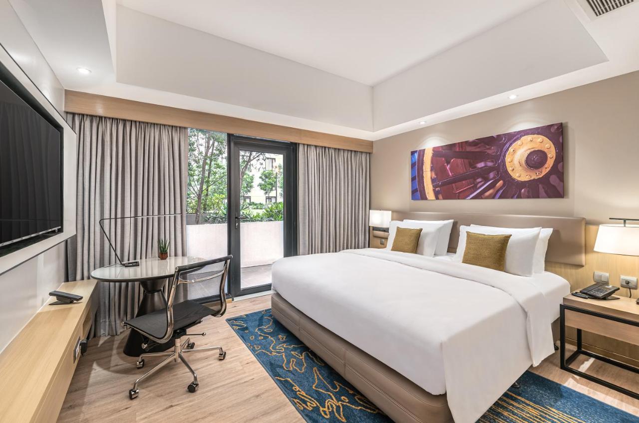 Seda Manila Bay Hotel Paranaque City Bagian luar foto